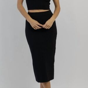 Miou Muse• Classic Black Pencil Ribbed Midi Skirt. Sz S